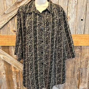 Maggie Barnes Women's Button Front Top Black Gold Polyester Plus Size 22W EUC